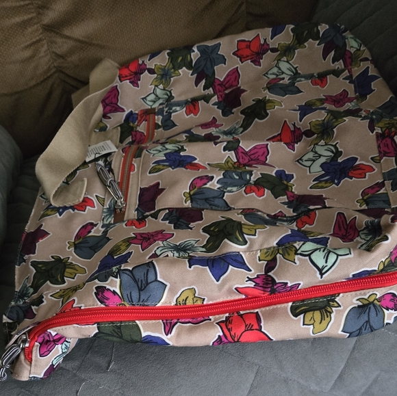 Vera Bradley Lighten Up Expandable tote - Picture 2 of 4